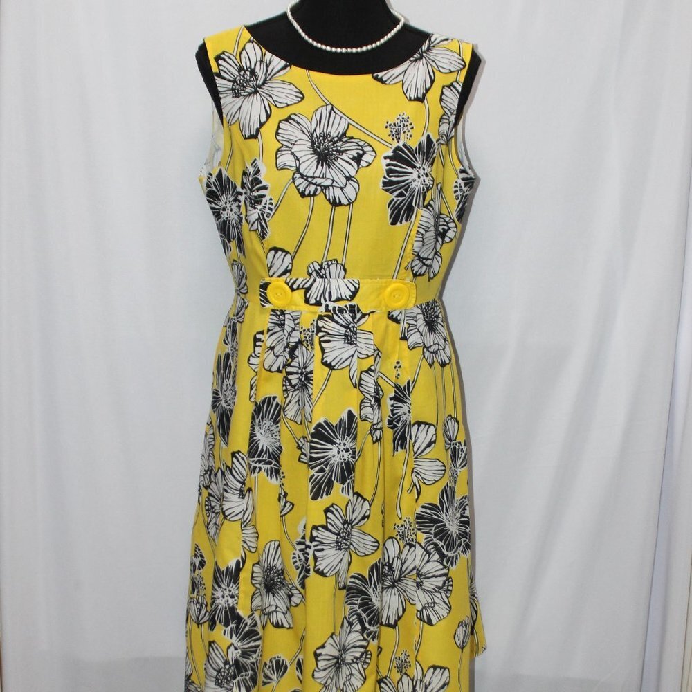 Robbie Bee Yellow Floral Sleeveless Dress